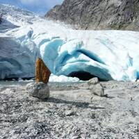 02943c383bc38a568169